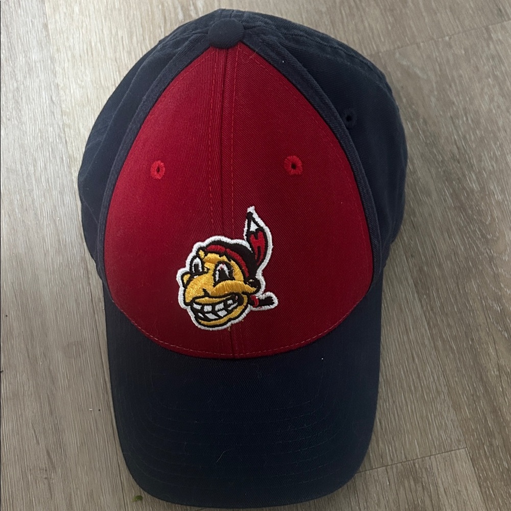 Vintage Cleveland Indians Baseball Cap with Logo